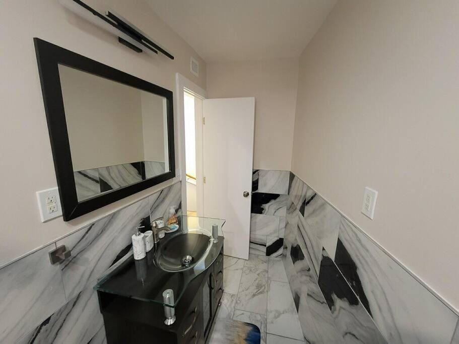 Villa Contemporary Bliss-newly Renovated Cozy Villa! Hilton Head Island